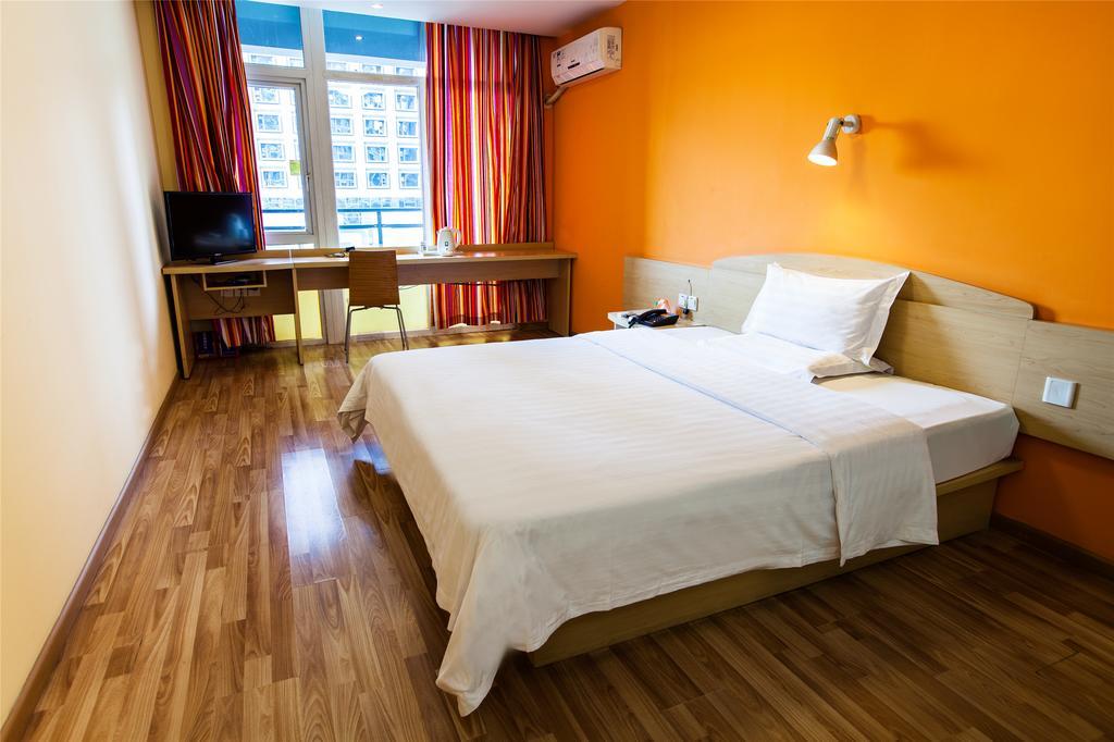 7Days Inn Chengdu North Railway Station Εξωτερικό φωτογραφία