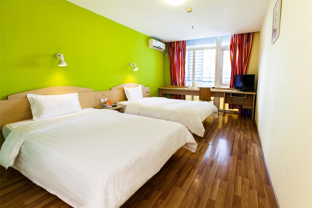 7Days Inn Chengdu North Railway Station Εξωτερικό φωτογραφία